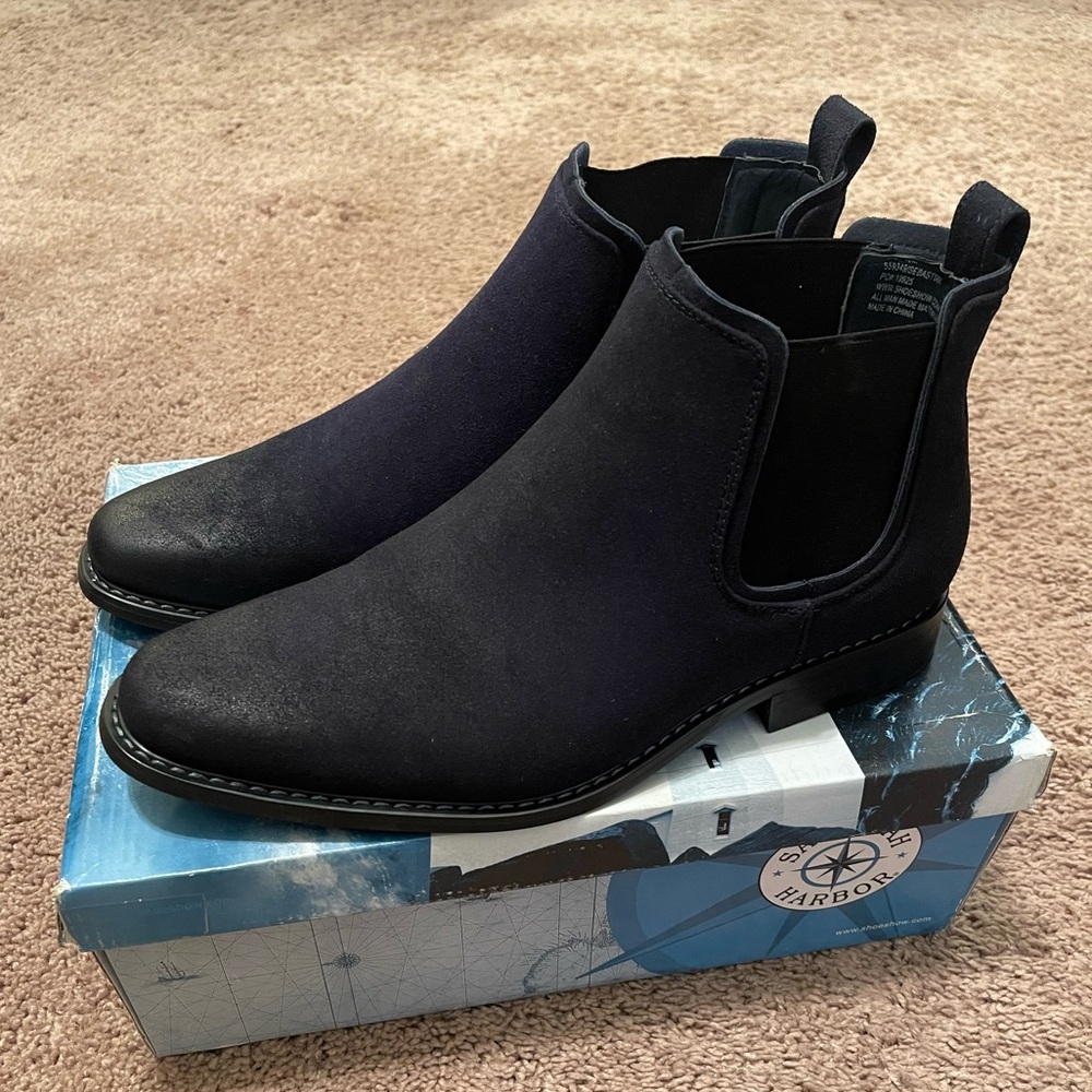 NEW Men’s Chelsea Boots